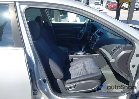 2016 Nissan Altima 2.5/2.5 S/2.5 Sl/2.5 Sr/2.5 Sv z USA, uszkodzony, nr VIN 1N4AL3AP5GL195083